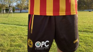Partick Thistle FC shorts showing Bumblebee Energy sponsorship